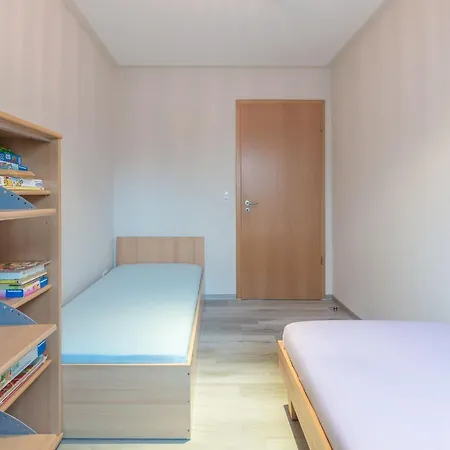 Apartment Haus Ostseeallee 18, 