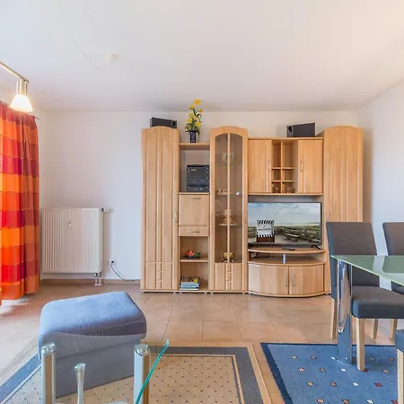 Apartment Haus Ostseeallee 18, 